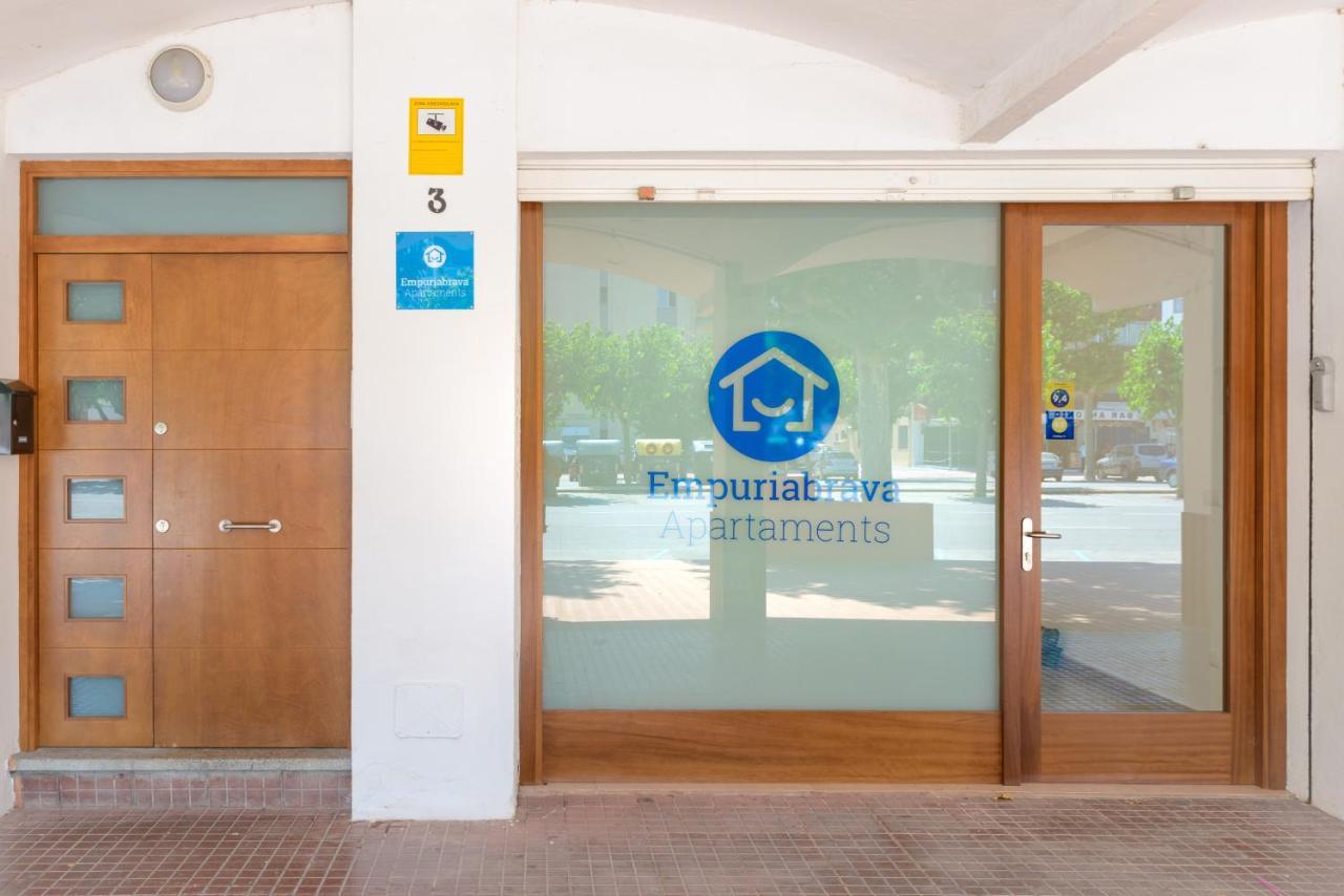 Empuriabrava Apartaments - Nº7 エクステリア 写真
